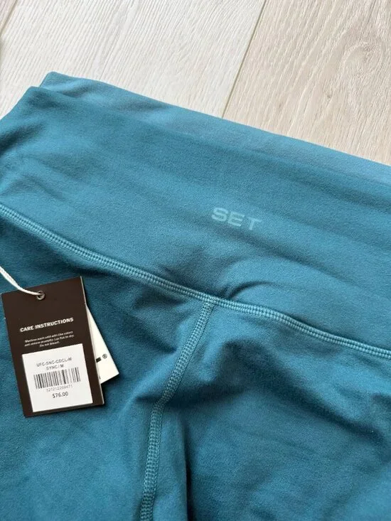 SET Active - Size Medium - Formcloud Cloud Control Leggings in color Sync - Picture 4 of 5